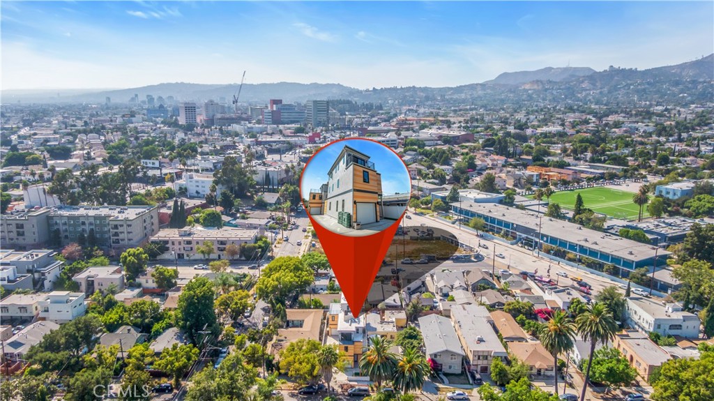 1205 Manzanita Street