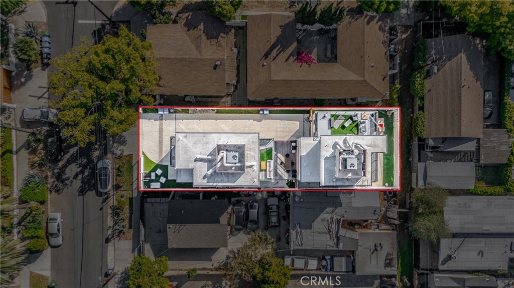 1205 Manzanita Street