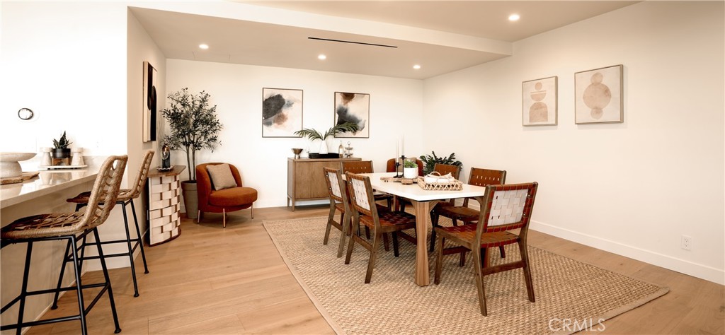 100 S Doheny Drive 1105