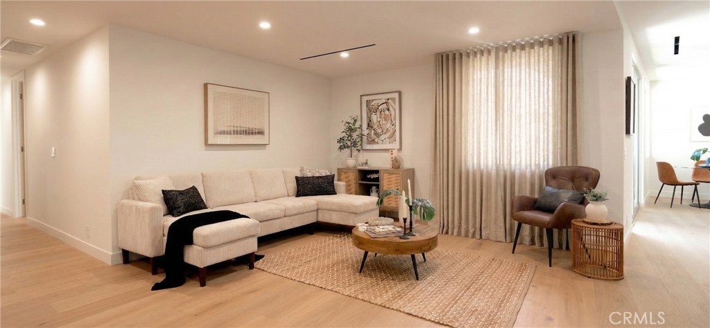 100 S Doheny Drive 1105