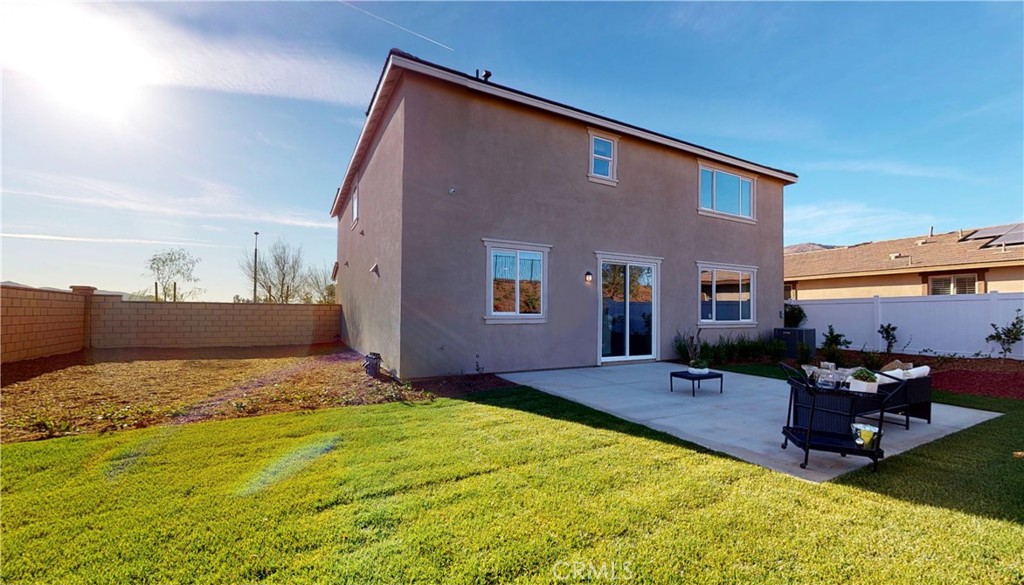 2786 Kings Canyon Drive