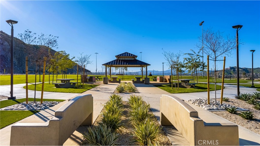 2786 Kings Canyon Drive