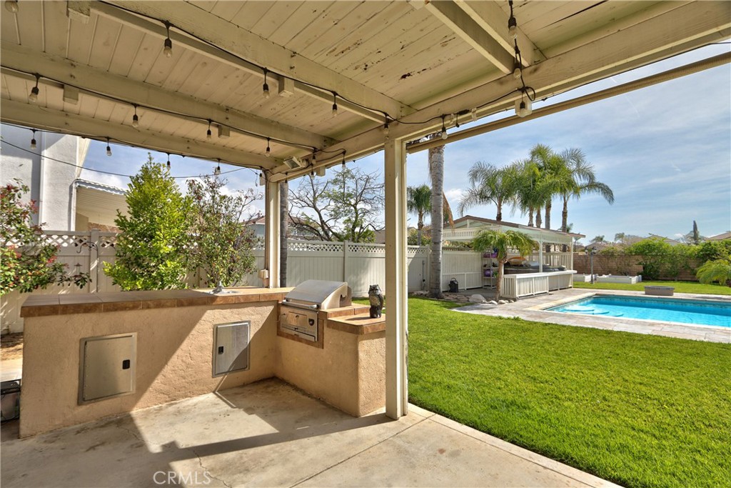 921 Hemingway Drive