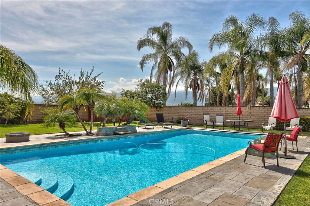 921 Hemingway Drive