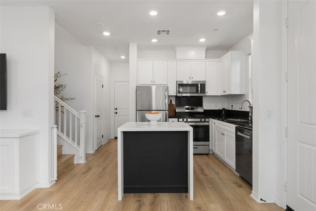 41976 Rondo Street 2601