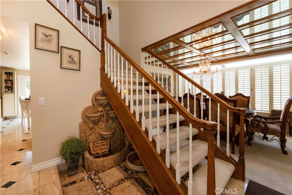 2993 E Hillside Drive