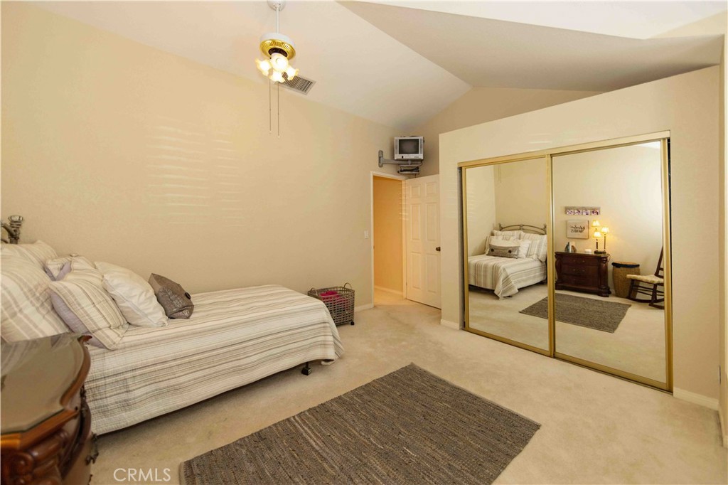 2993 E Hillside Drive