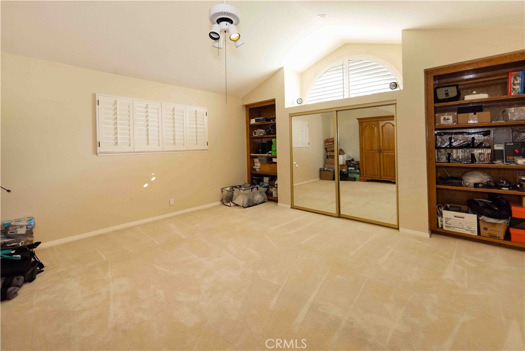 2993 E Hillside Drive