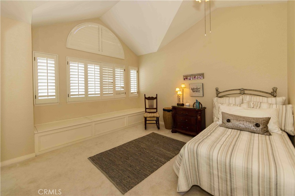 2993 E Hillside Drive