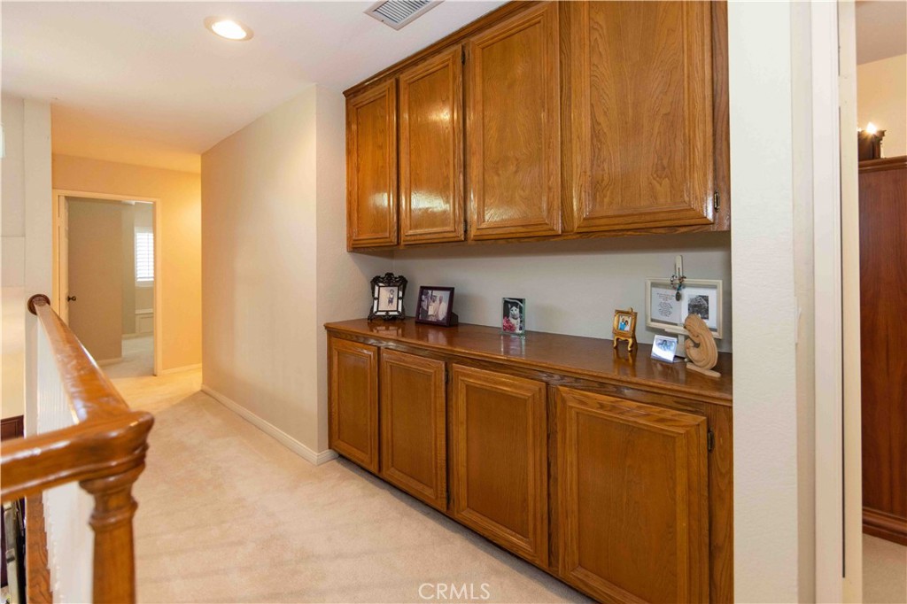 2993 E Hillside Drive