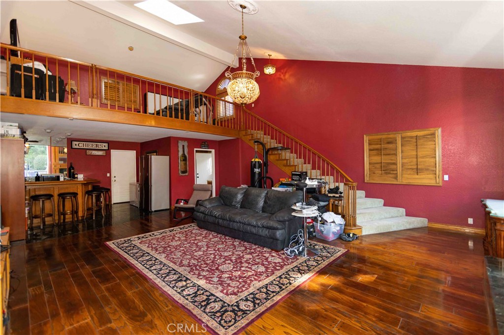 2993 E Hillside Drive