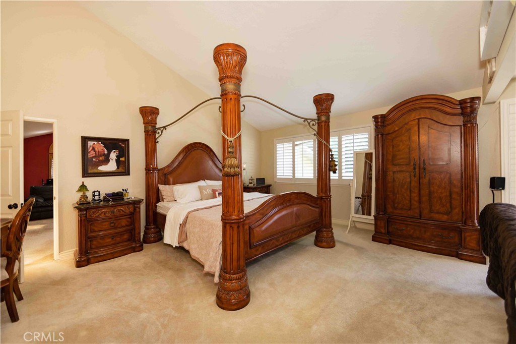 2993 E Hillside Drive