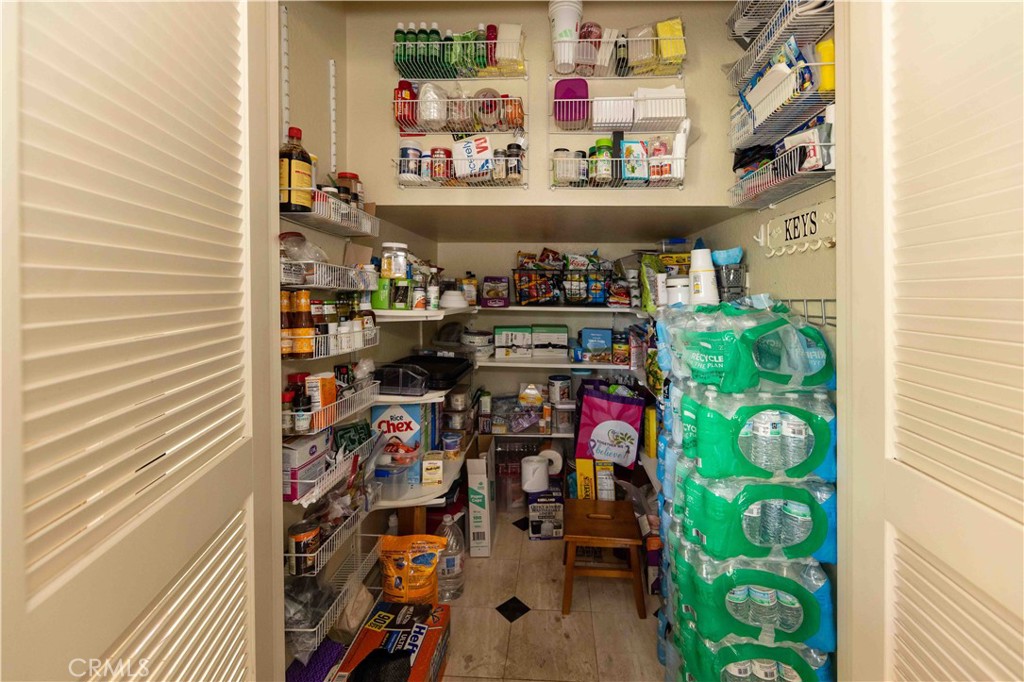 2993 E Hillside Drive