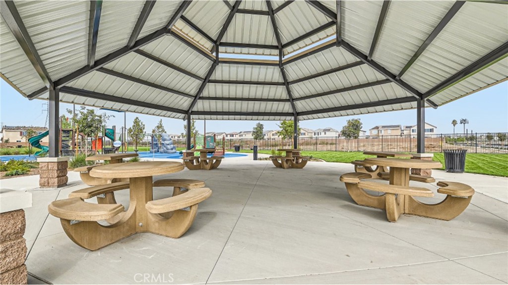 2592 E Brockham Drive