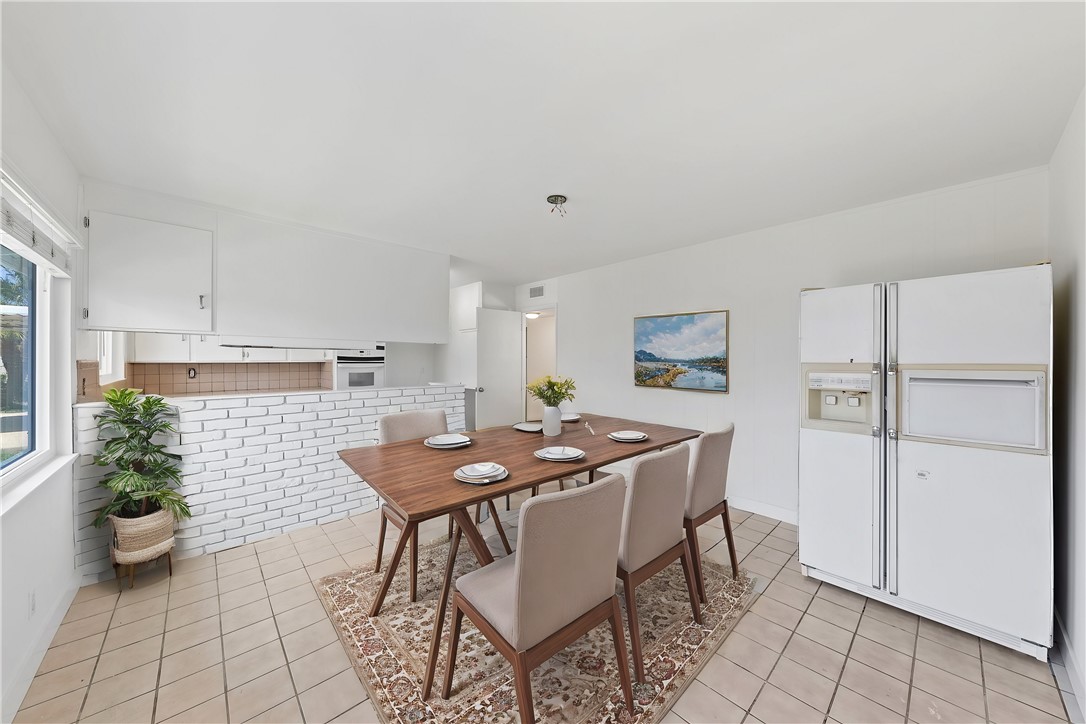 1631 S Conlon Avenue