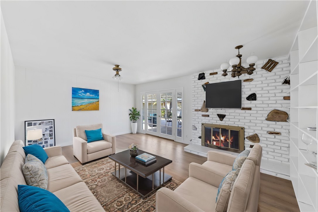 1631 S Conlon Avenue