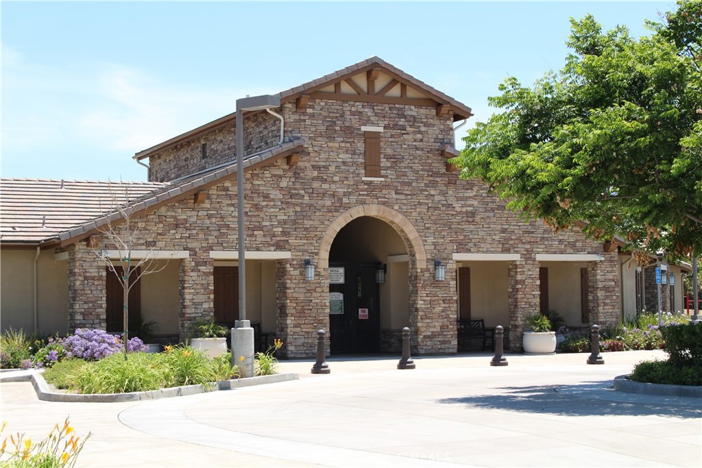 45723 Pheasant Place