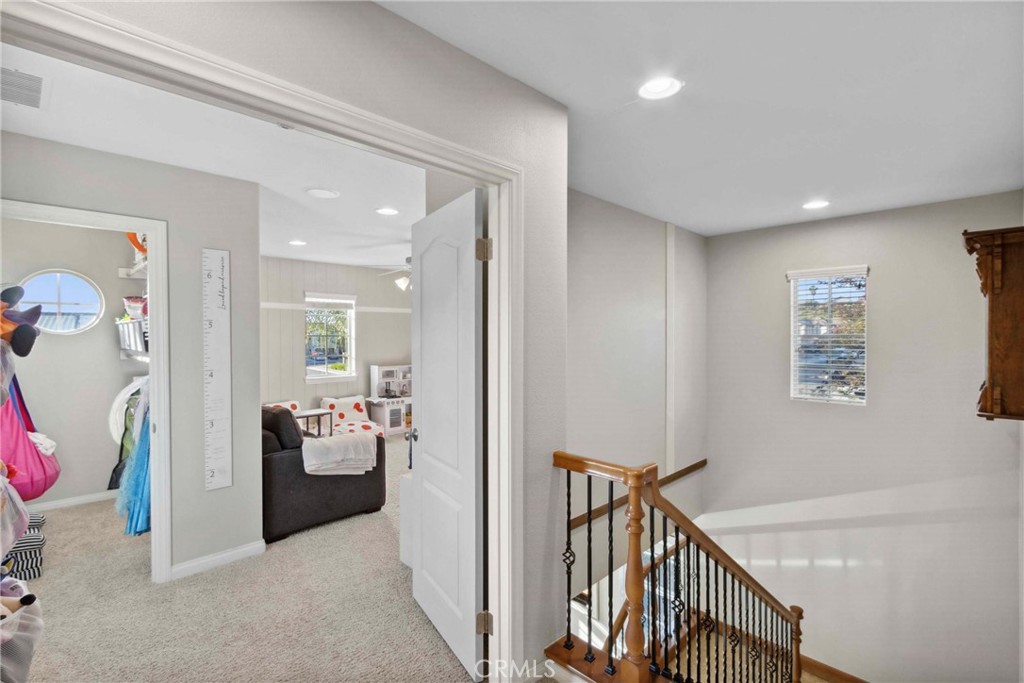 45614 Hawk Court