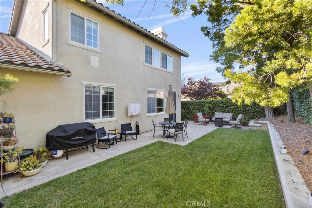 45614 Hawk Court