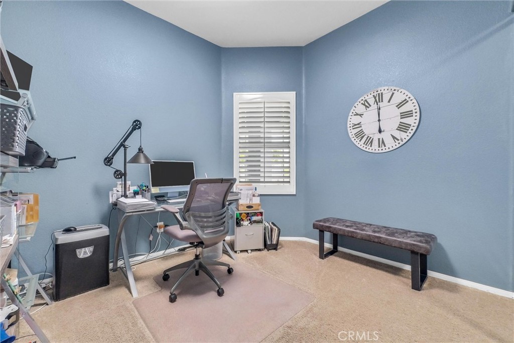 5520 Meadowbrook Court