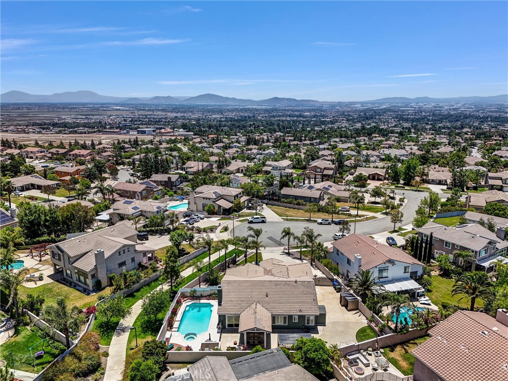 5520 Meadowbrook Court