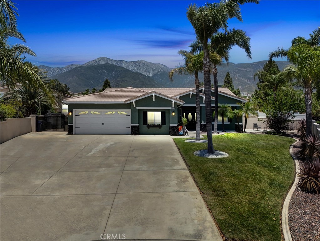5520 Meadowbrook Court