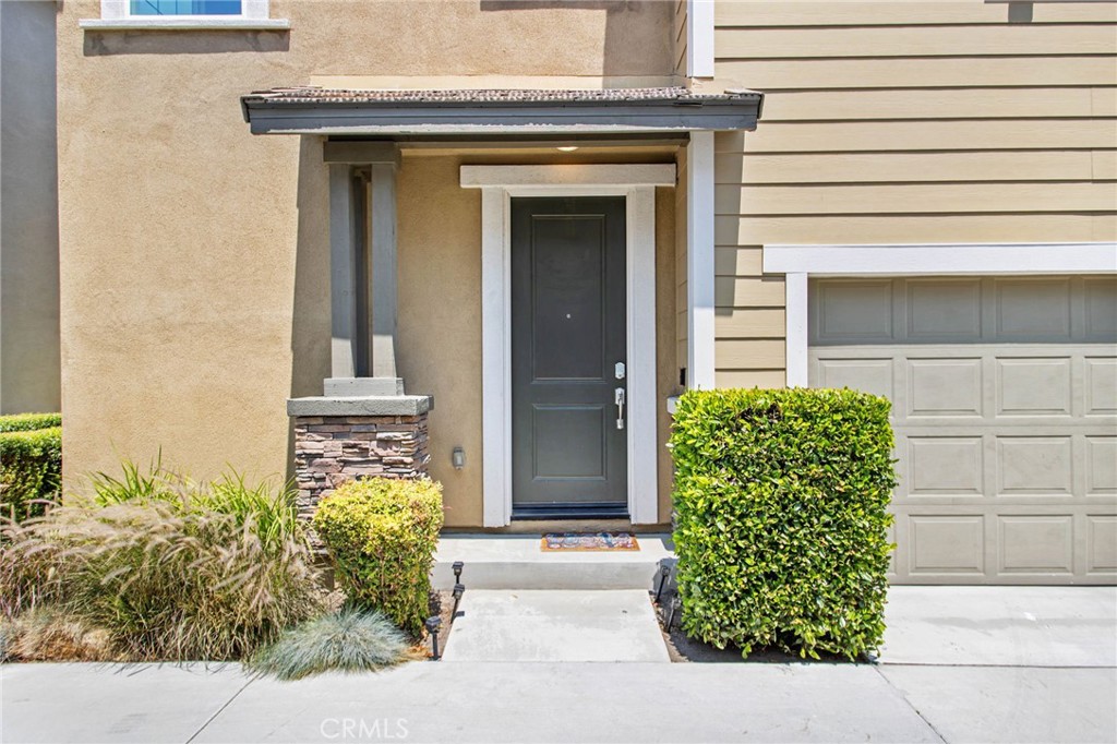 13946 Blossom Way