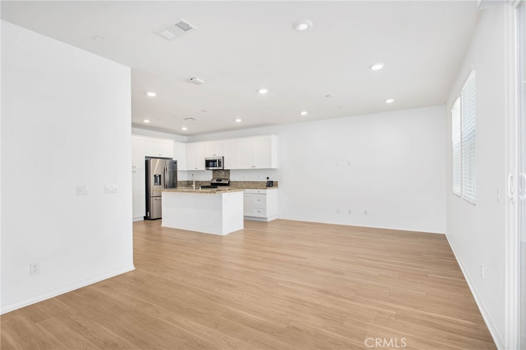 13946 Blossom Way