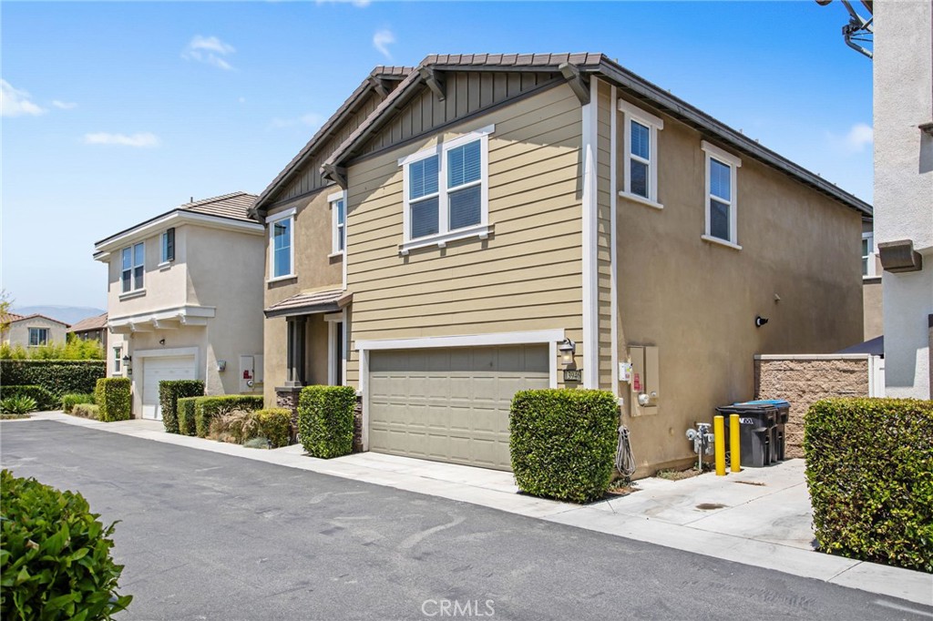 13946 Blossom Way