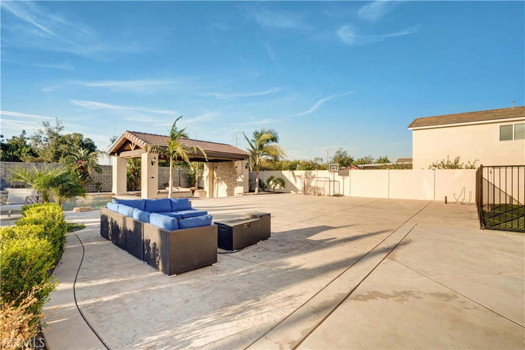 11715 Periwinkle Place