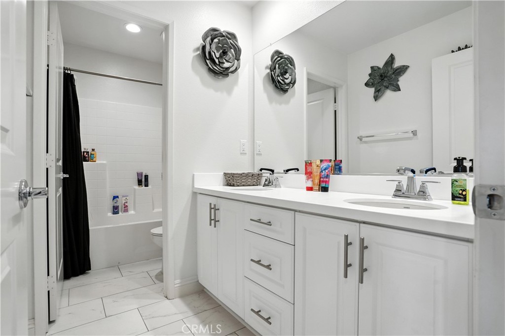 11715 Periwinkle Place