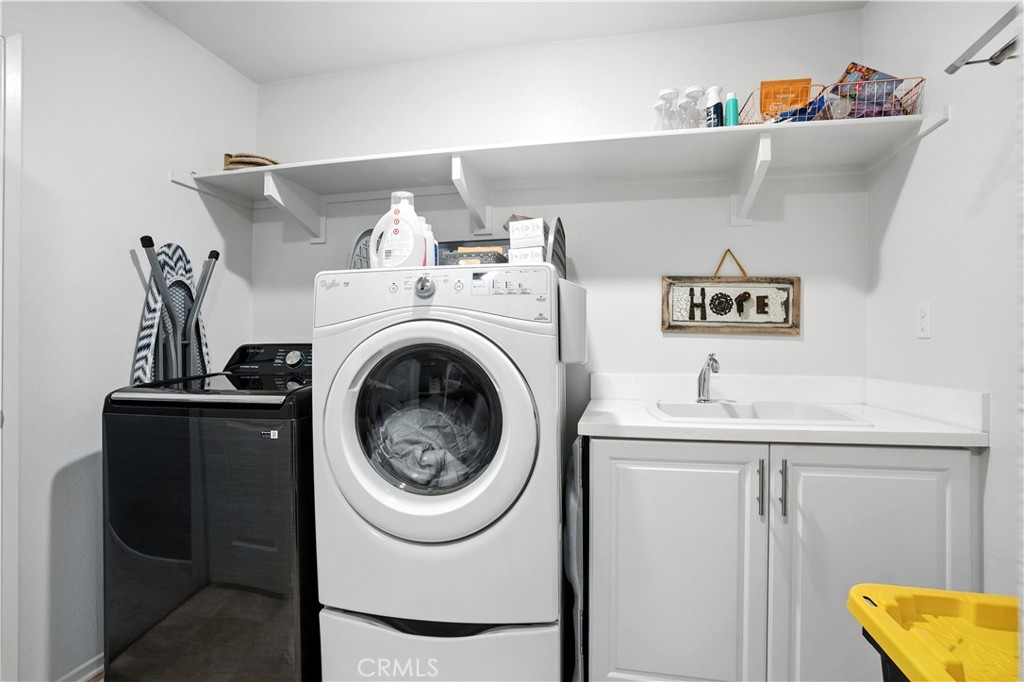 11715 Periwinkle Place