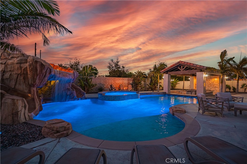 11715 Periwinkle Place