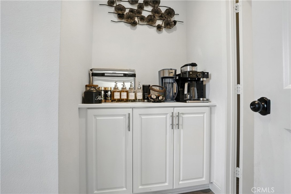 11715 Periwinkle Place