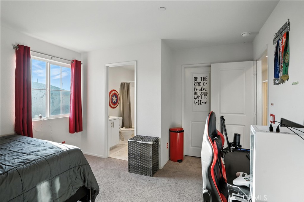 11715 Periwinkle Place