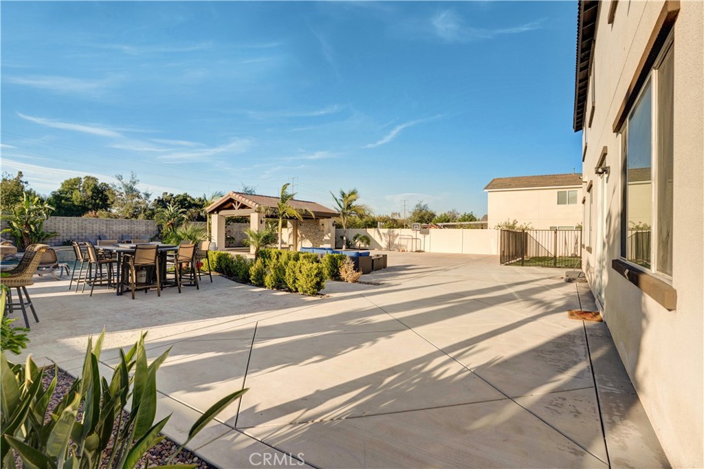 11715 Periwinkle Place