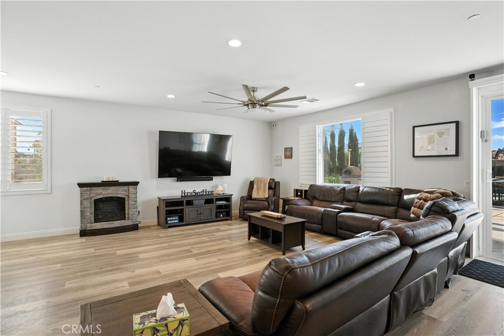 11715 Periwinkle Place