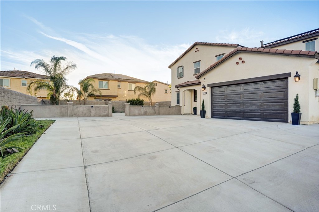 11715 Periwinkle Place