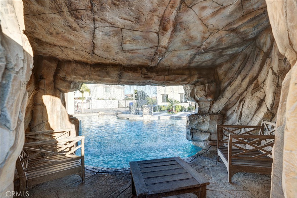 11715 Periwinkle Place