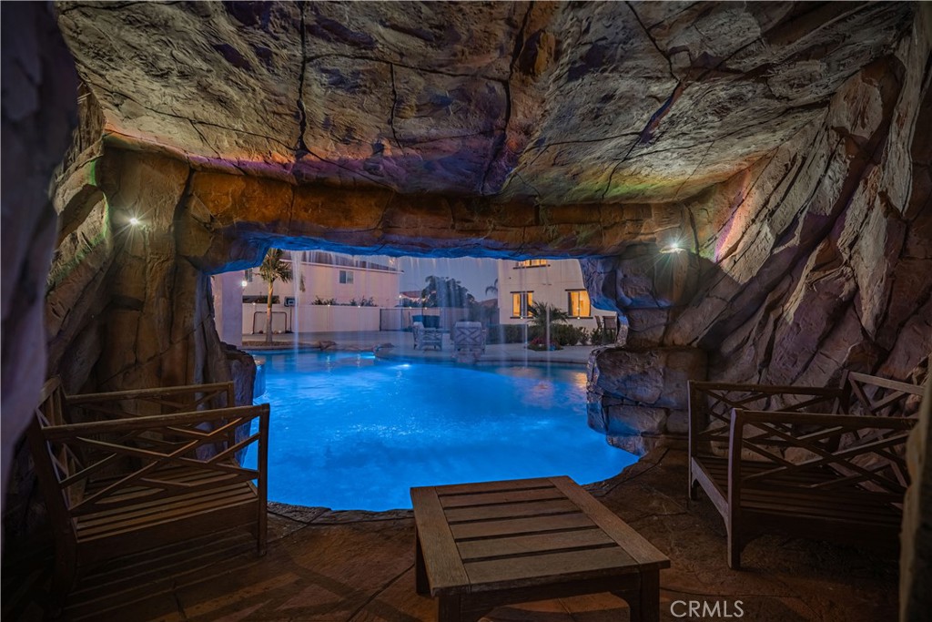 11715 Periwinkle Place