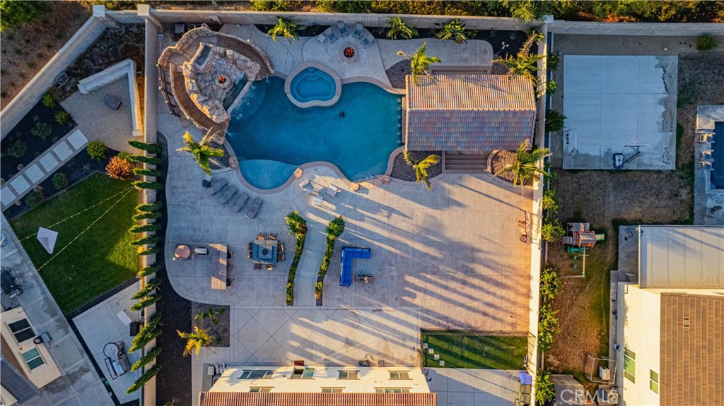 11715 Periwinkle Place