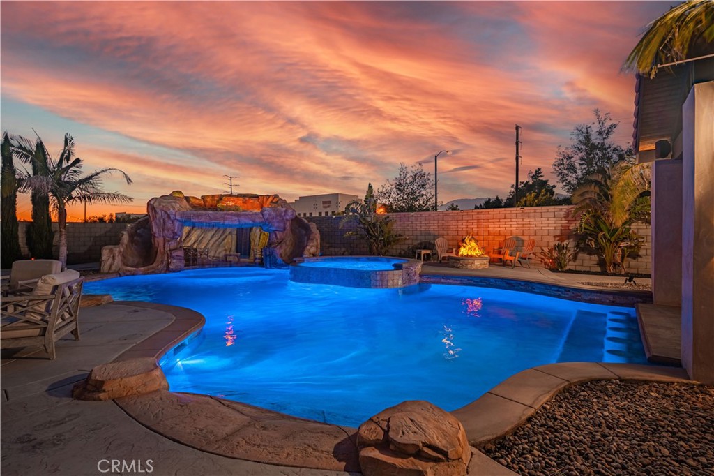 11715 Periwinkle Place