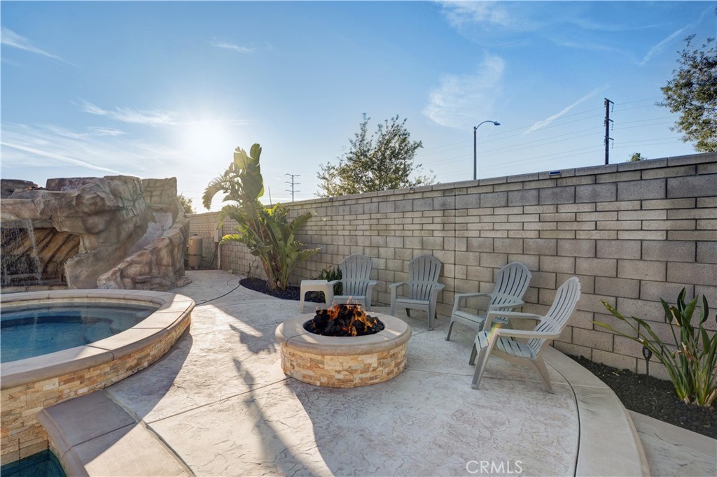 11715 Periwinkle Place