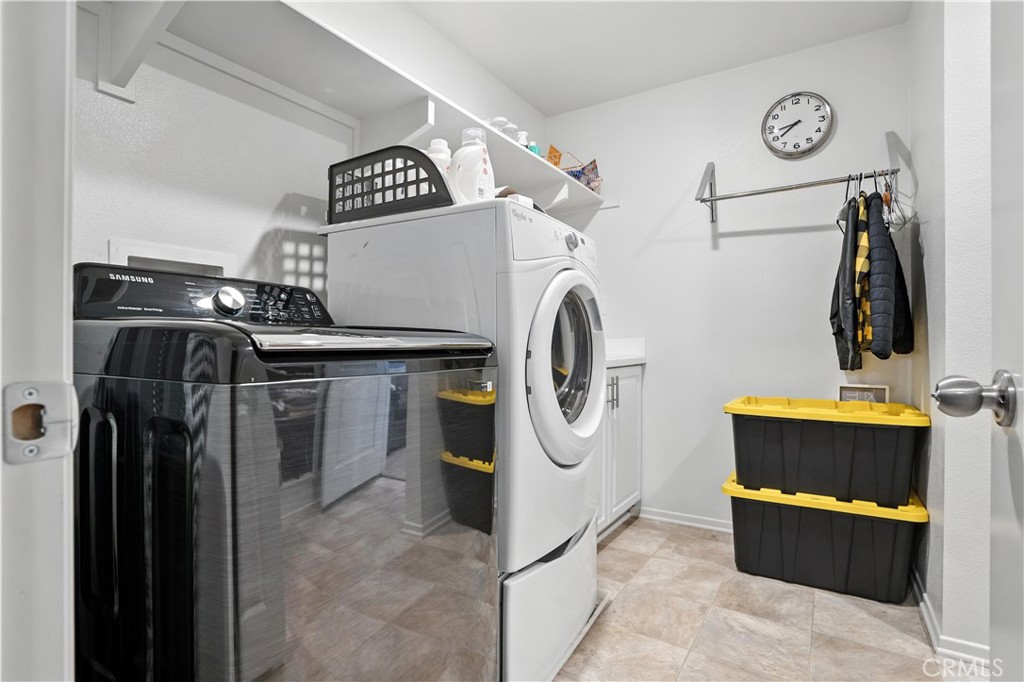 11715 Periwinkle Place