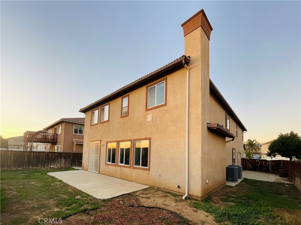 37245 Parkway Drive