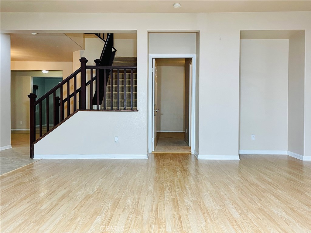 37245 Parkway Drive