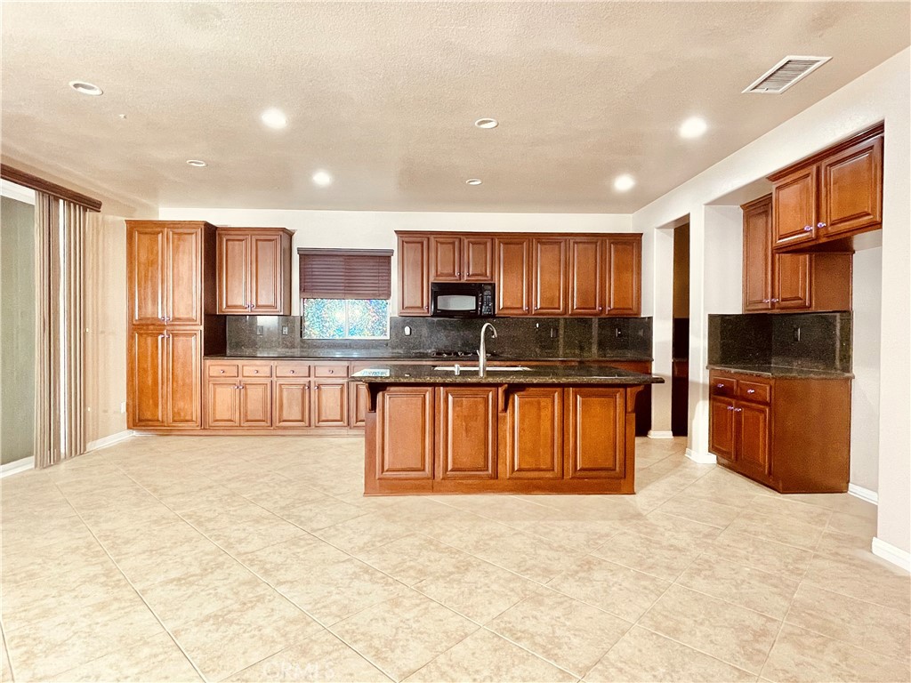 37245 Parkway Drive