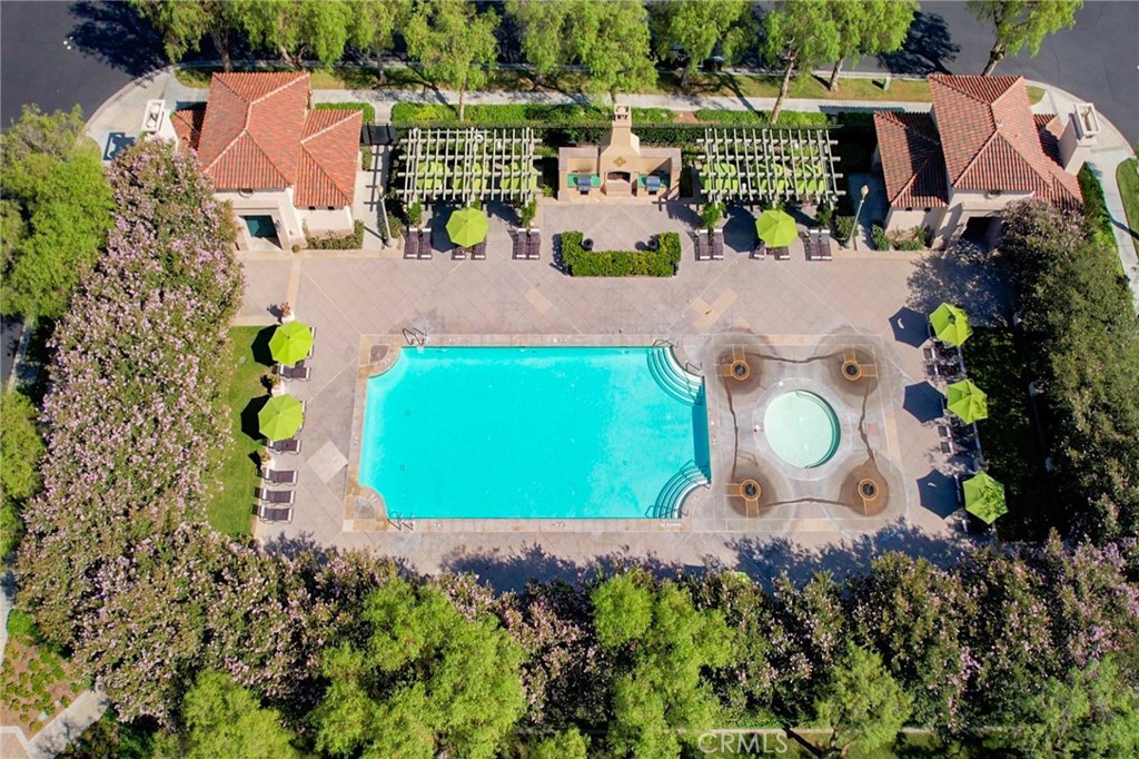 18 Riverside