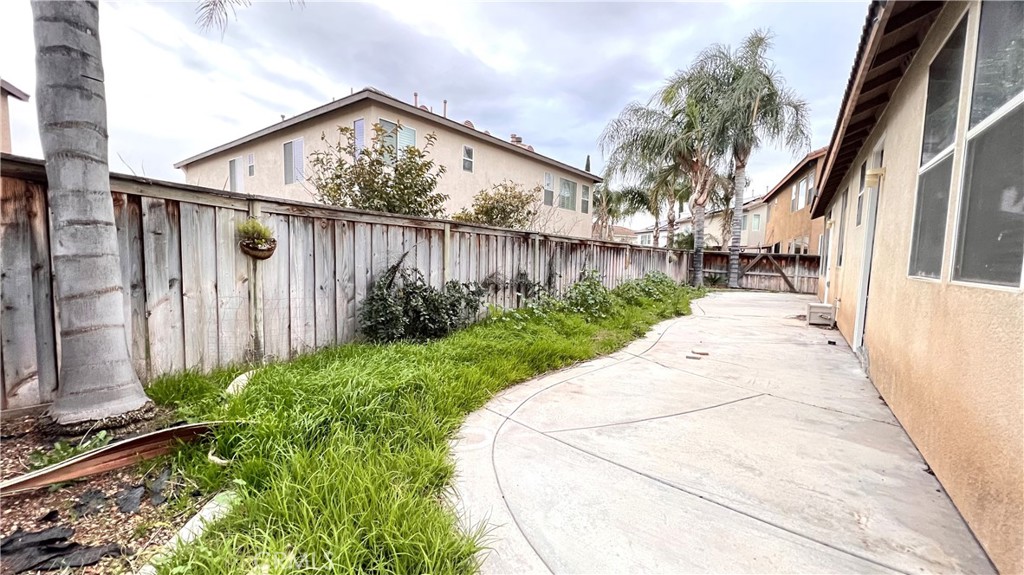 13479 Jasper Loop