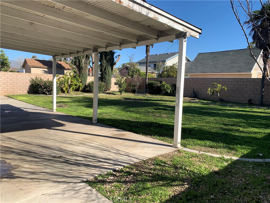 2713 S Cypress Point Place
